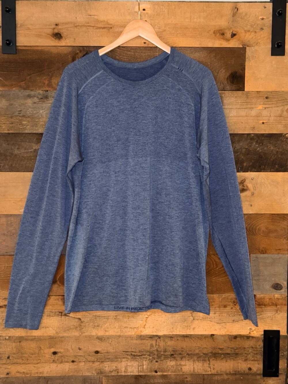 Lululemon Metal Vent Tech Long Sleeve Mens XL Blue 0874